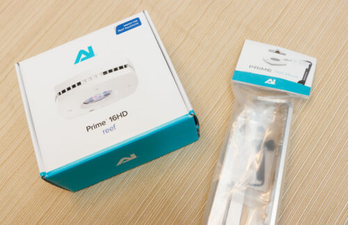 AI Prime 16HD Reef Light with Tank Mount in Packaging
